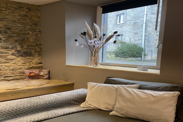 Foto van Stenen huis in Hamoir met privézwembad - Vakantiehuis in hamoir - LivingRoom