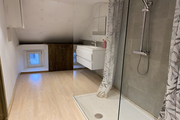 Foto van Stenen huis in Hamoir met privézwembad - Vakantiehuis in hamoir - BedRoom