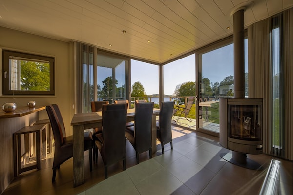 Foto van Ruime villa nabij kasteel - Vakantiehuis in Boussu-lez-Walcourt - DiningRoom