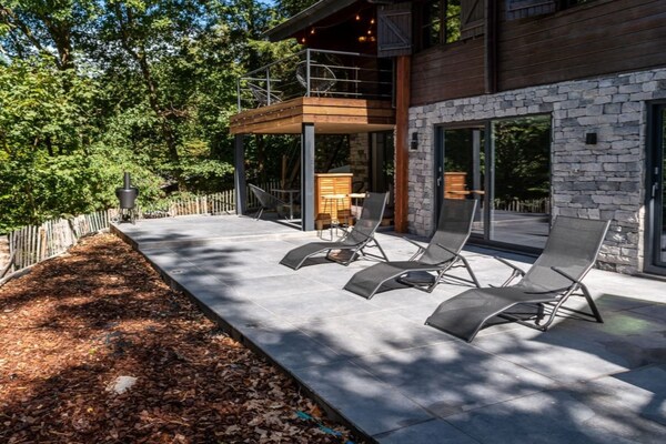 Foto van Chalet in het bos met Nordic bad - Vakantiehuis in Manhay - DiningRoom