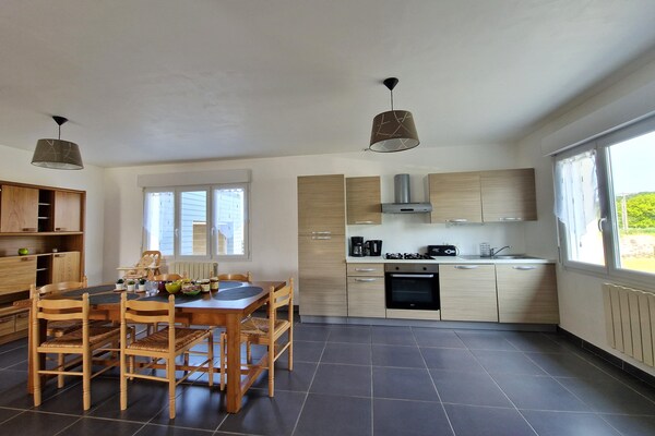 Foto van Vakantiehuis bij Cap Frehel Smaragdkust - Vakantiehuis in Plévenon - Kitchen