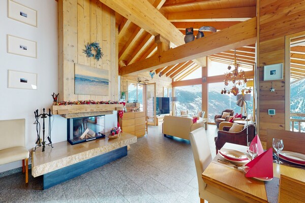 Foto van Weelderig chalet in Heremence met sauna - Vakantiehuis in Hérémence - LivingRoom