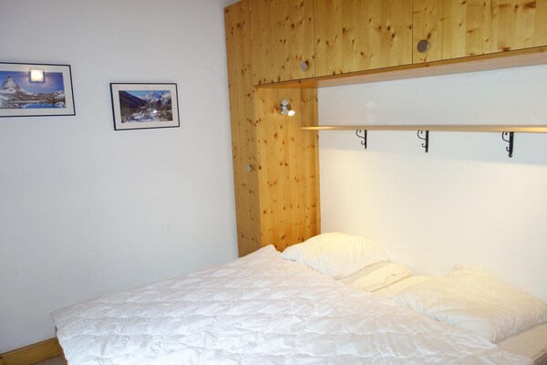 Foto van Appartement op een heuveltop met uitzicht - Vakantiehuis in Veysonnaz - BedRoom