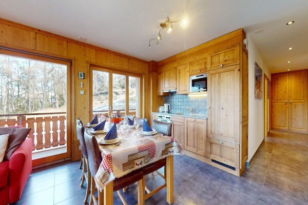 Foto van Centraal gelegen appartement voor 6 personen - Vakantiehuis in Veysonnaz - DiningRoom
