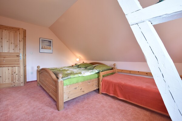 Foto van Romantische Ferienwohnung in Boldenshagen - Vakantiehuis in Kröpelin OT Boldenshagen - BedRoom