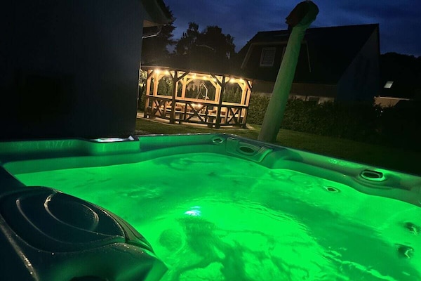Foto van Een heerlijk vakantieverblijf in een villa aan het meer - Untagged