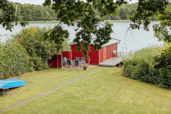 Foto van Eigendom aan het meer, zwembaai - Vakantiehuis in Krakow am See - Untagged