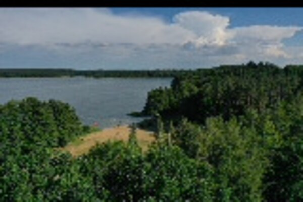 Foto van Vakantieappartement met uitzicht op het meer aan de Groß Labenzer See - ViewSummer