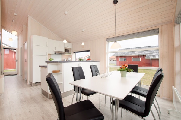 Foto van Familieverblijf voor 6 in Großenbrode - Vakantiehuis in Großenbrode - DiningRoom
