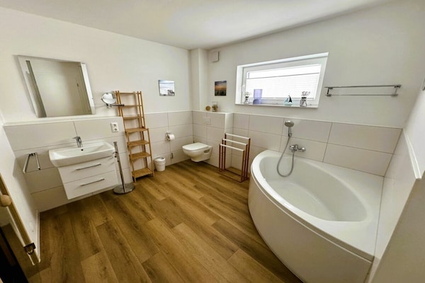 Foto van 50.6.N Dwarslöper - Vakantiehuis in Wangerland - Untagged