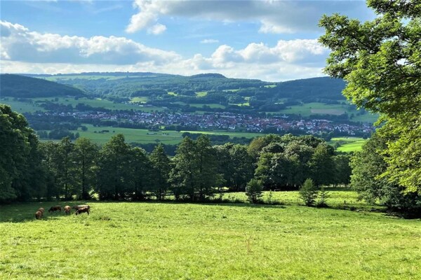 Foto van Charmant vakantiehuis met natuurlijke tuin - Vakantiehuis in Kaltennordheim-Unterweid - AreaSummer20KM