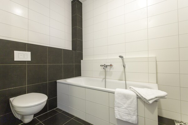 Foto van Comfortabel appartement in de natuur - Vakantiehuis in Heimbach - BathRoom