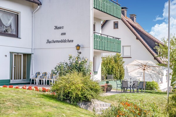 Foto van Ruim appartement aan het bos - Vakantiehuis in Medebach-Titmaringhausen - GardenSummer