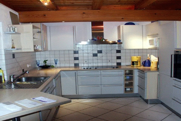 Foto van Exclusief vakantiehuis met zwembad - Vakantiehuis in Berghaupten - Untagged