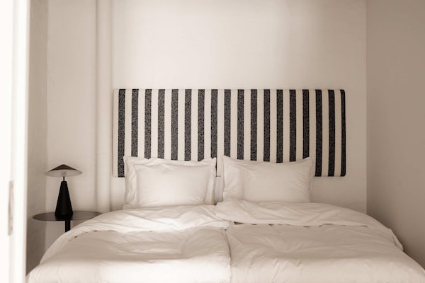 Foto van Deens huis in iconische binnenplaats van Nyhavn - Vakantiehuis in København - BedRoom