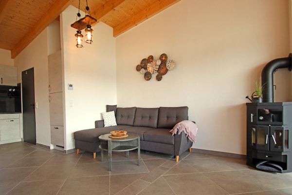 Foto van Vakantieappartement met eigen toegang tot het meer en een aanlegsteiger. - LivingRoom