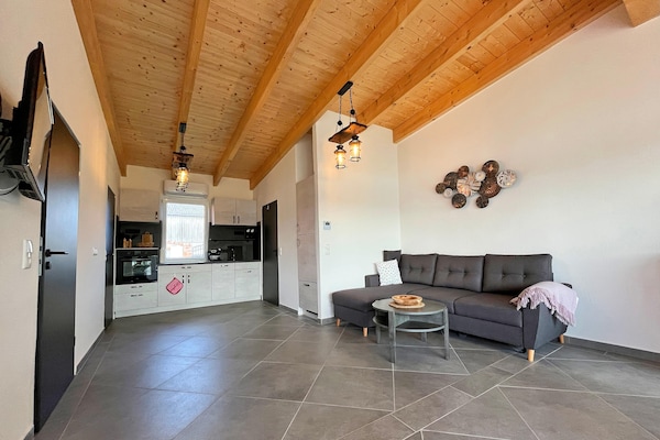 Foto van Vakantieappartement met eigen toegang tot het meer en een aanlegsteiger. - Kitchen