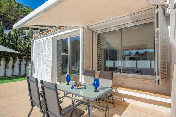 Foto van Domus Genti. - Vakantiehuis in Son Serra De Marina, Illes Balears - TerraceBalcony