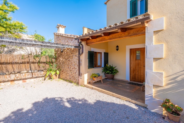Foto van Charmant huis in Pollença bij Tramuntana - Vakantiehuis in Pollensa, Illes Balears - ExteriorSummer