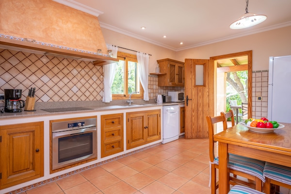 Foto van Charmant huis in Pollença bij Tramuntana - Vakantiehuis in Pollensa, Illes Balears - Kitchen