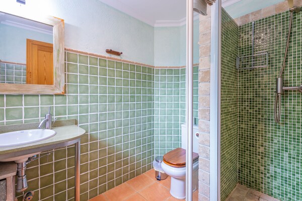 Foto van Charmant huis in Pollença bij Tramuntana - Vakantiehuis in Pollensa, Illes Balears - BathRoom