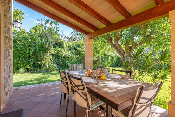 Foto van Charmant huis in Pollença bij Tramuntana - Vakantiehuis in Pollensa, Illes Balears - TerraceBalcony