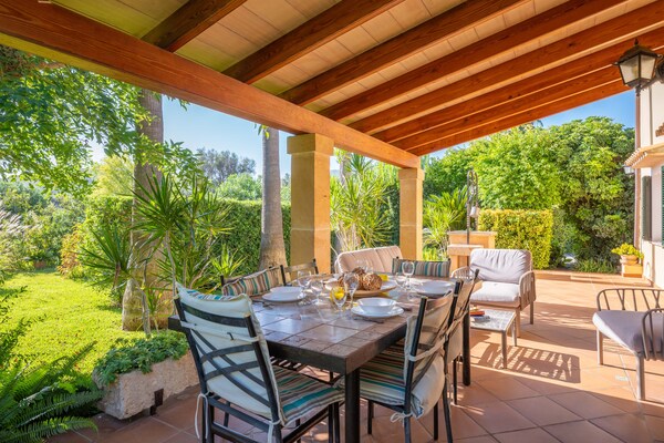 Foto van Charmant huis in Pollença bij Tramuntana - Vakantiehuis in Pollensa, Illes Balears - TerraceBalcony