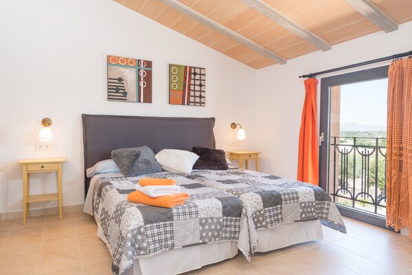 Foto van Huis bij Son Serra met zoutwaterzwembad - Vakantiehuis in Santa Margalida, Illes Balears - BedRoom