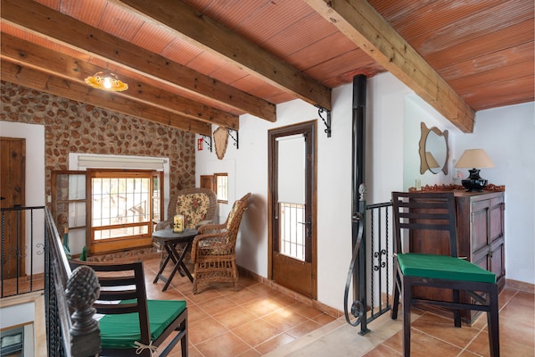 Foto van Villa in Santa Maria met zoutwaterzwembad - Vakantiehuis in Santa María Del Cami, Illes Balears - Landing