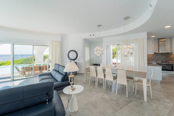 Foto van Villa Gaudina - Villa Con Piscina Privada - Vakantiehuis in , Illes Balears - LivingRoom