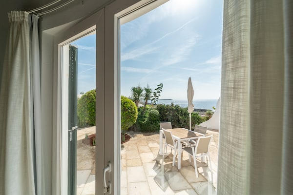 Foto van Villa Gaudina - Villa Con Piscina Privada - Vakantiehuis in , Illes Balears - TerraceBalcony