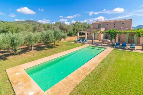 Foto van Rustig verblijf in Cala Bona - Vakantiehuis in , Illes Balears - PoolOfHouse