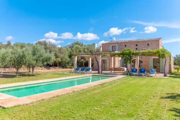 Foto van Rustig verblijf in Cala Bona - Vakantiehuis in , Illes Balears - PoolOfHouse
