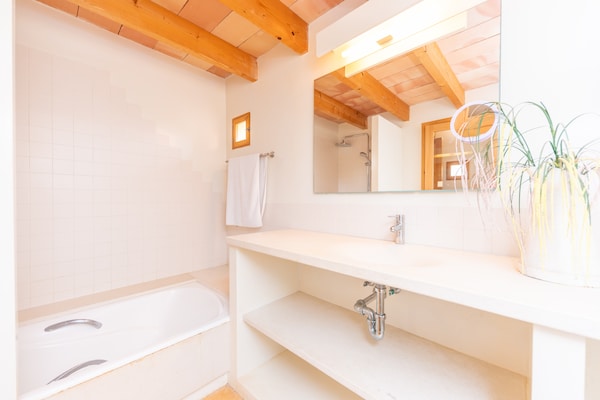 Foto van Rustig verblijf in Cala Bona - Vakantiehuis in , Illes Balears - BathRoom