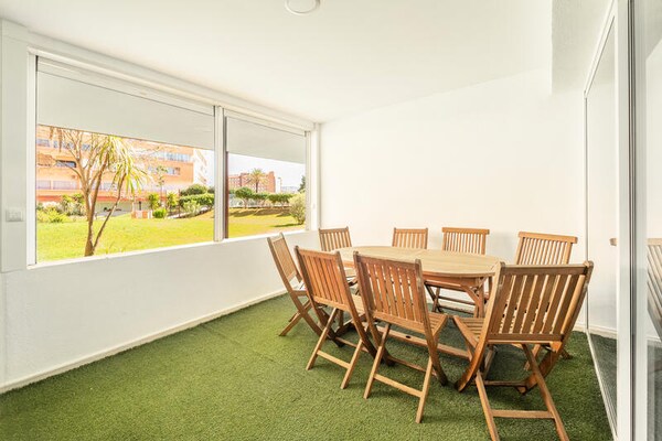 Foto van Appartement in Roses met zwembad en terras - Vakantiehuis in  - Untagged