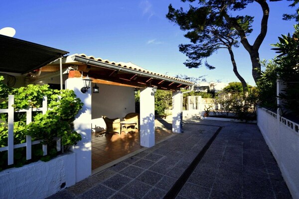 Foto van 44236 Modern strandhuis Es Baladre - Vakantiehuis in Alcudia - Untagged