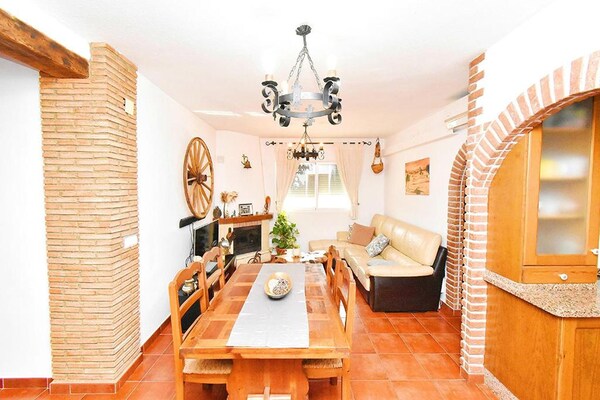 Foto van Huis met terras vlakbij de stranden - Vakantiehuis in Almerimar - LivingRoom