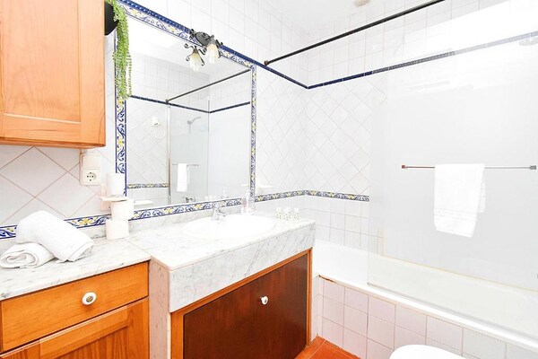 Foto van Huis met terras vlakbij de stranden - Vakantiehuis in Almerimar - BathRoom