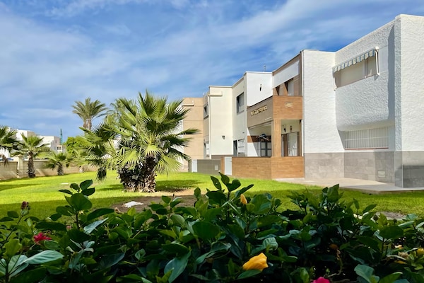 Foto van Appartement in Roquetas de Mar met terras - Vakantiehuis in Roquetas de Mar - GardenSummer