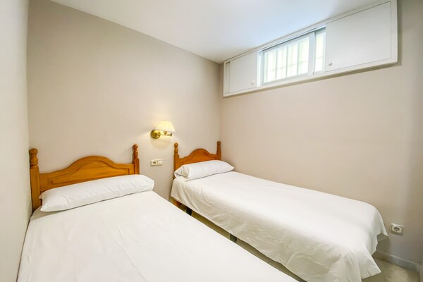 Foto van Appartement in Benalmádena met Zeezicht - Vakantiehuis in Benalmádena - BedRoom