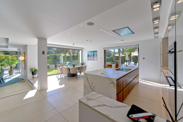 Foto van Ruime villa voor 12 personen in Puerto Banús - Vakantiehuis in Marbella - LivingRoom