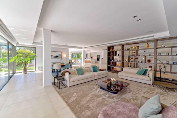 Foto van Ruime villa voor 12 personen in Puerto Banús - Vakantiehuis in Marbella - LivingRoom