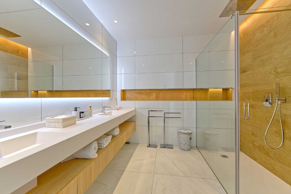 Foto van Ruime villa voor 12 personen in Puerto Banús - Vakantiehuis in Marbella - BathRoom