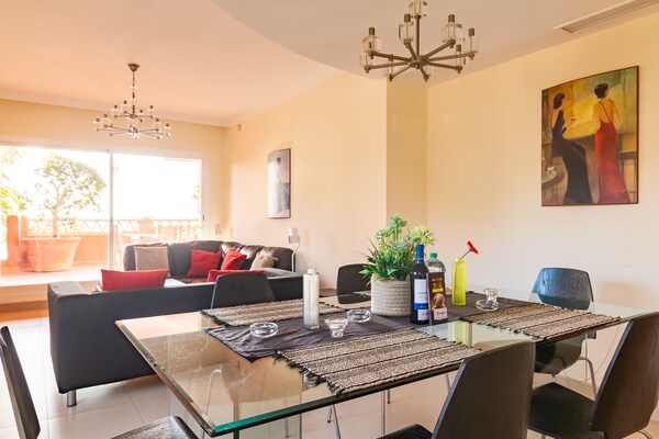 Foto van Penthouse in Torrox Costa met Zeezicht - Vakantiehuis in Torrox Costa - DiningRoom