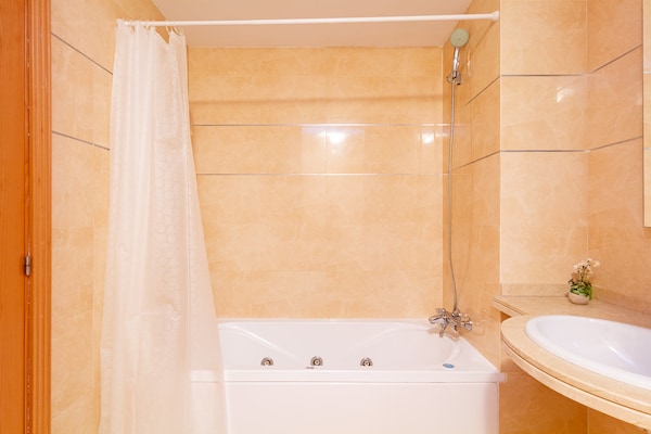 Foto van Penthouse in Torrox Costa met Zeezicht - Vakantiehuis in Torrox Costa - BathRoom