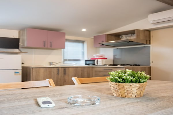 Foto van Cottage in Tarragona met Privéstrand - Vakantiehuis in La Torre del Sol, Tarragona - Kitchen