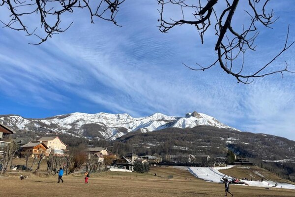 Foto van Appartement in Frankrijk bij Skilift - Vakantiehuis in Allos - AreaWinter20KM