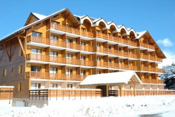 Foto van Appartement in La Joue du Loup vlakbij de skipistes - Untagged