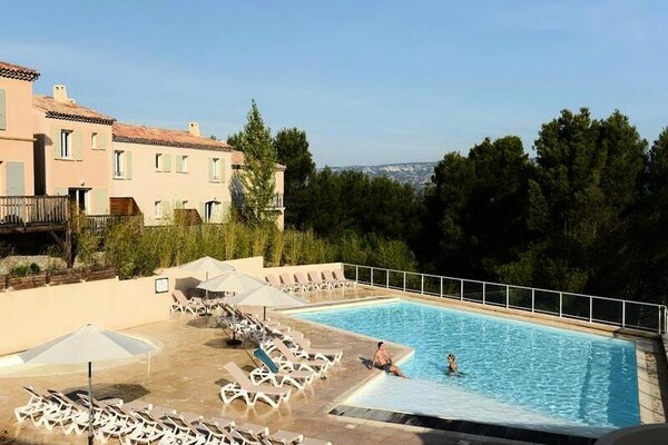 Foto van Vakantiehuis in Provence met Zwembad - Vakantiehuis in MALLEMORT - 