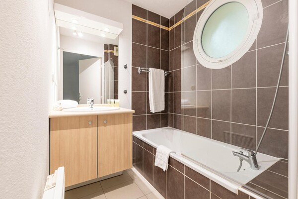 Foto van Duplex vakantiehuis vlakbij het strand - Vakantiehuis in Saint-Palais-sur-Mer - BathRoom
